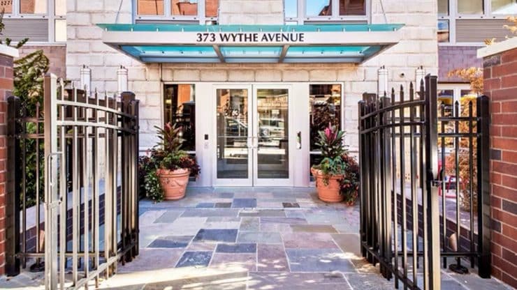 williamsburg building img